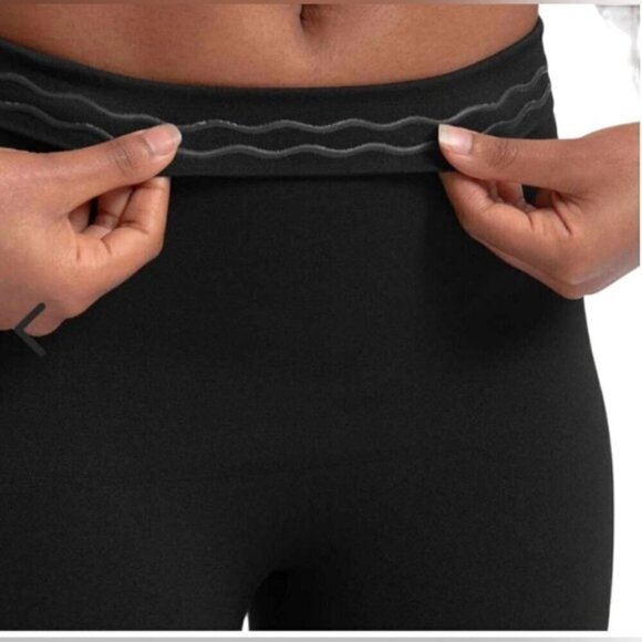 Shapermint - Empetua - Women's Essentials Seamless Mid-Waist Leggings - Gray. L - Picture 10 of 12